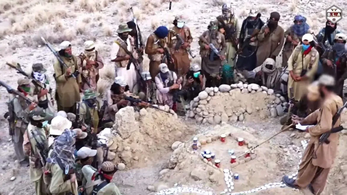 बलूच लड़ाकों ने जारी किया jaffar express hijack का Video, पाक सेना को घुटनों पर लाने का दावा