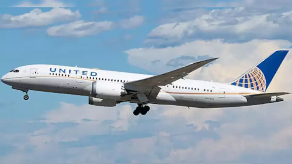 Boeing 787 Engine Fails