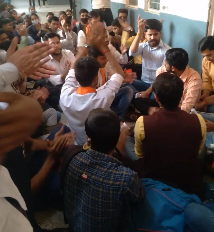 Fc42D9C2 5D0B 4943 B497 De9Ed303B3D6